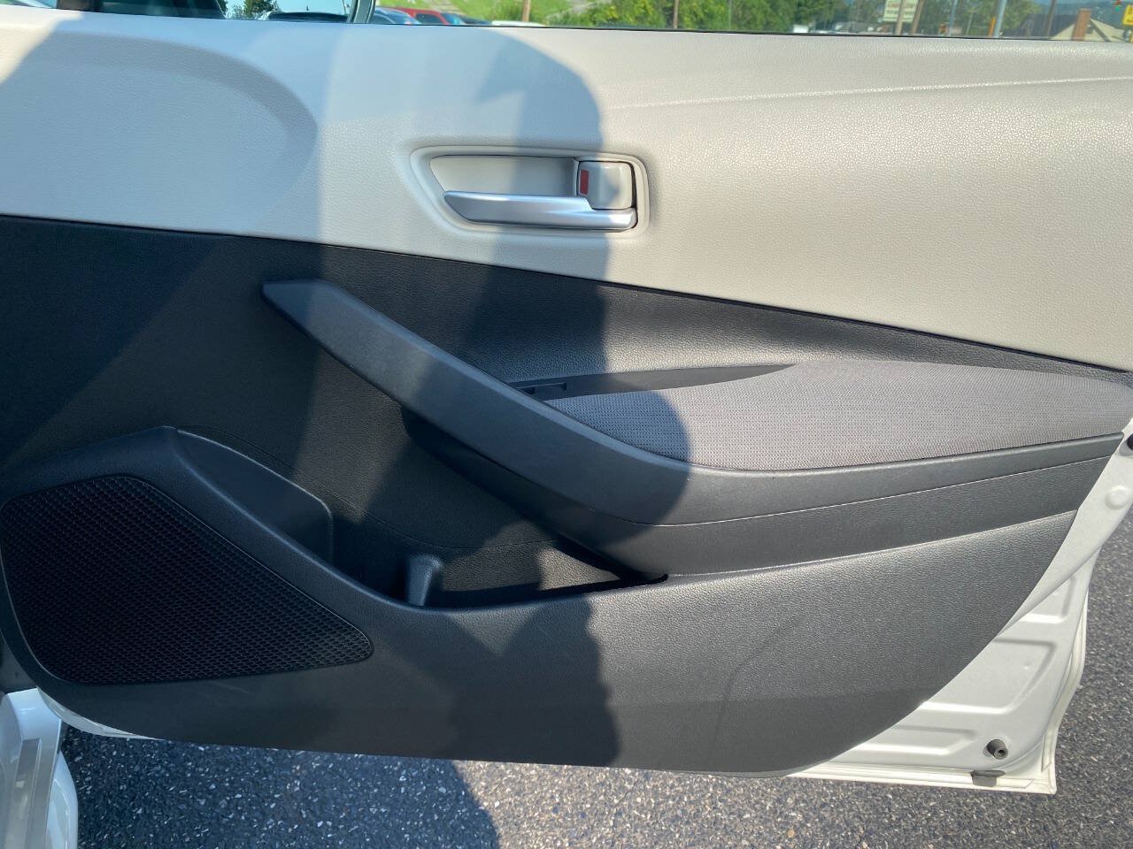 Used 2021 Toyota Corolla L w/ Carpet Mat Package (TMS) FWD image 24