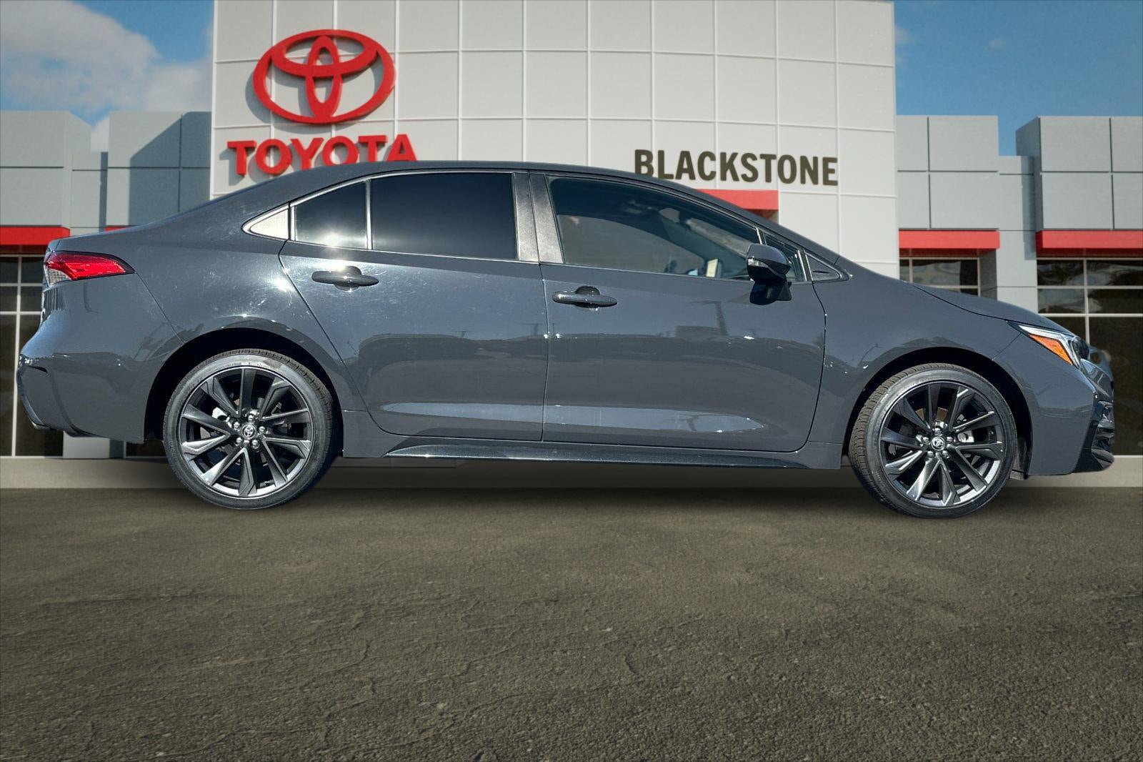 Certified 2024 Toyota Corolla SE FWD image 2