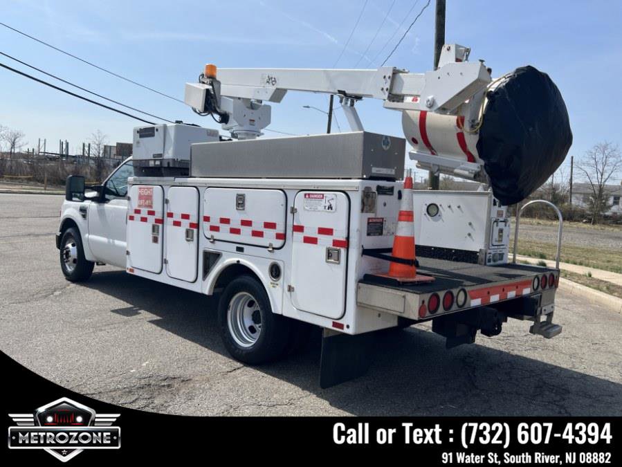 Used 2008 Ford F350 XLT image 10