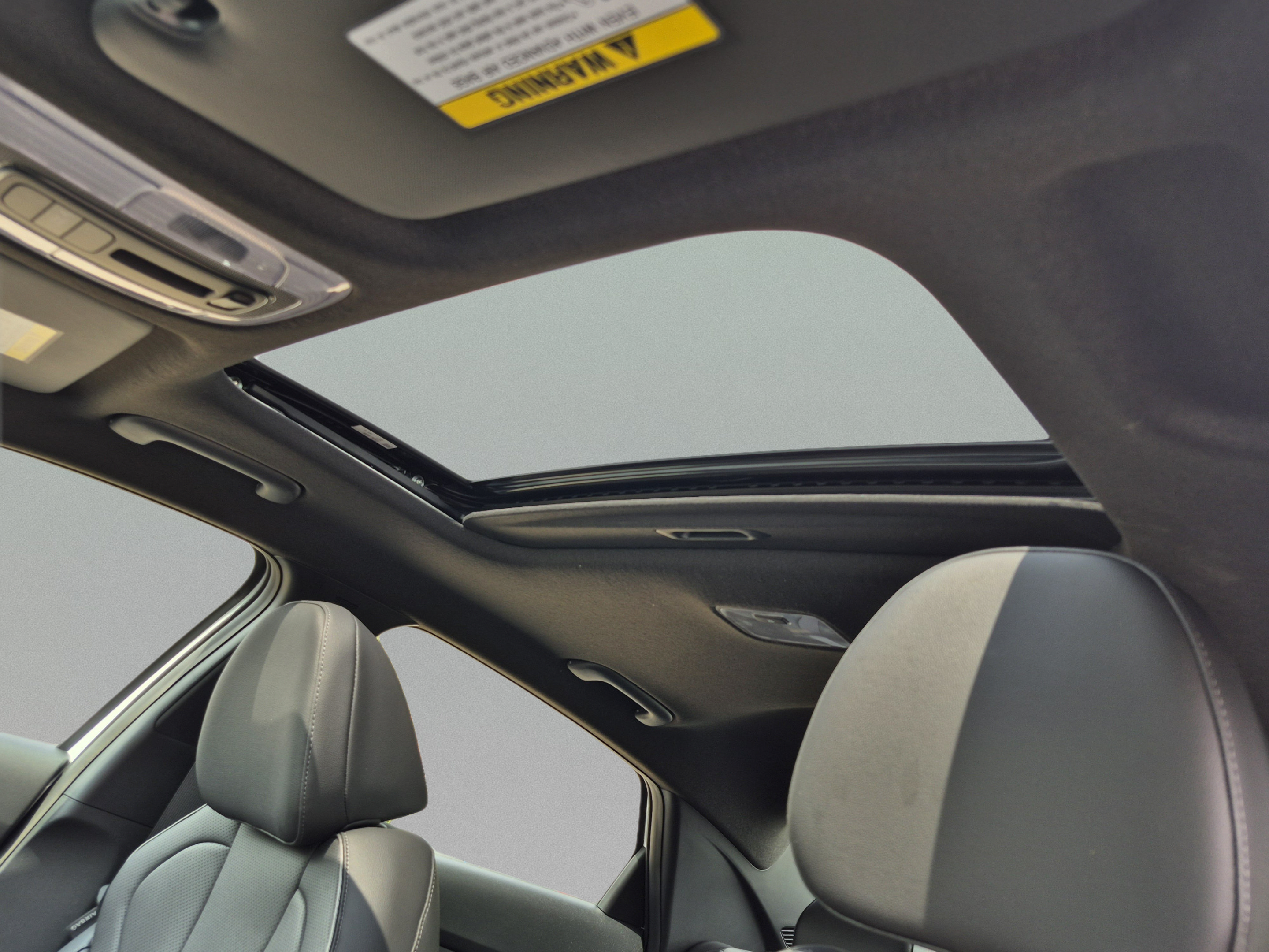 New 2026 Hyundai Elantra SEL Sport FWD image 20