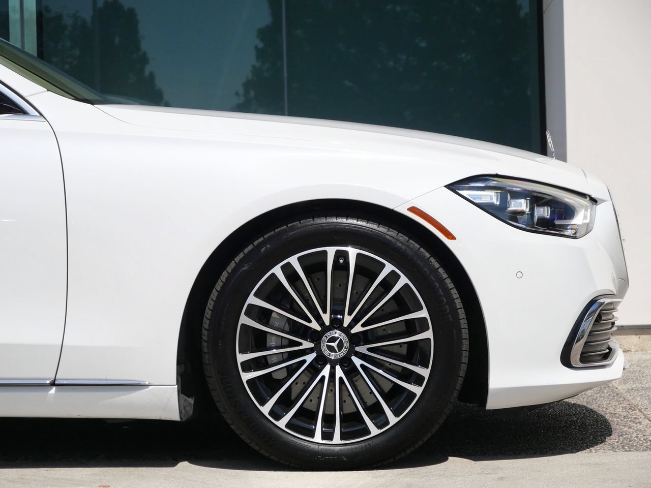 Used 2025 Mercedes-Benz S 580e 4MATIC Sedan image 8