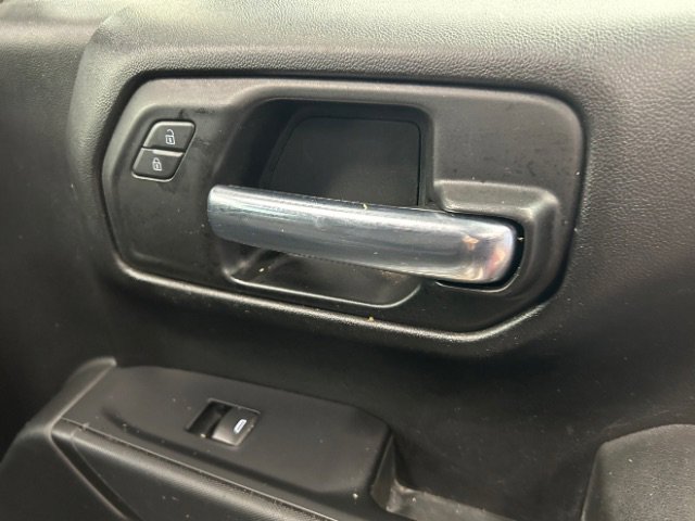 Used 2019 Chevrolet Silverado 1500 Custom w/ Custom Value Package image 9