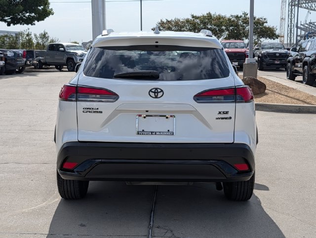 Certified 2023 Toyota Corolla Cross AWD Hybrid w/ Convenience Package image 7