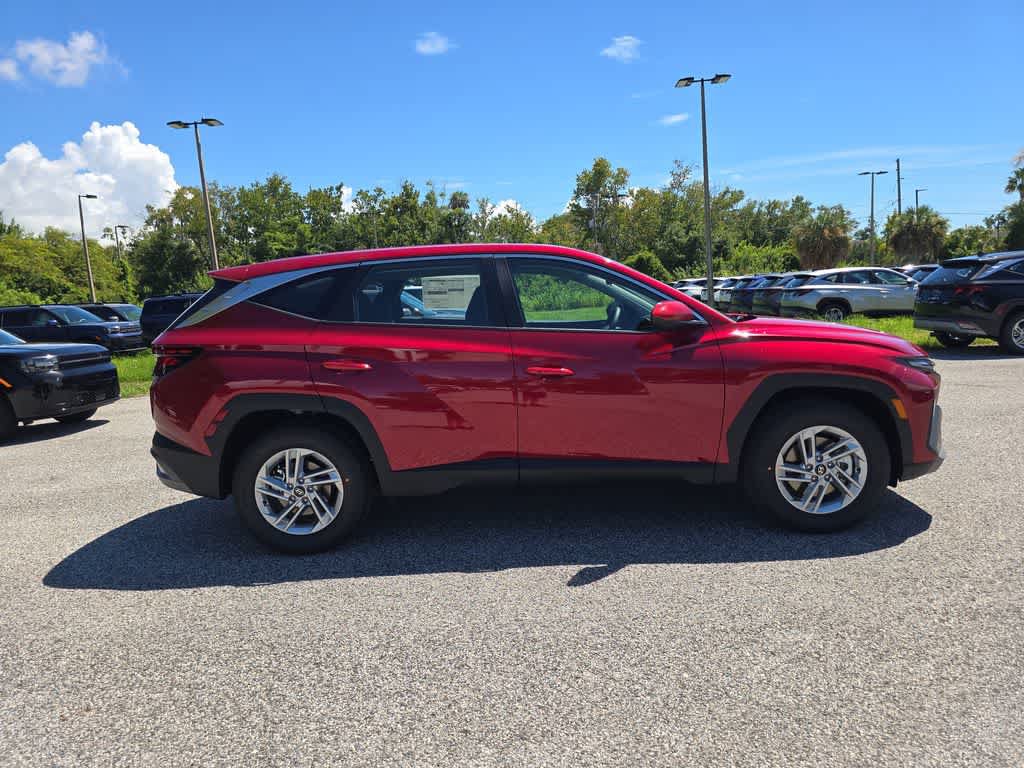 New 2026 Hyundai Tucson SE w/ Tow & Go Package FWD image 8