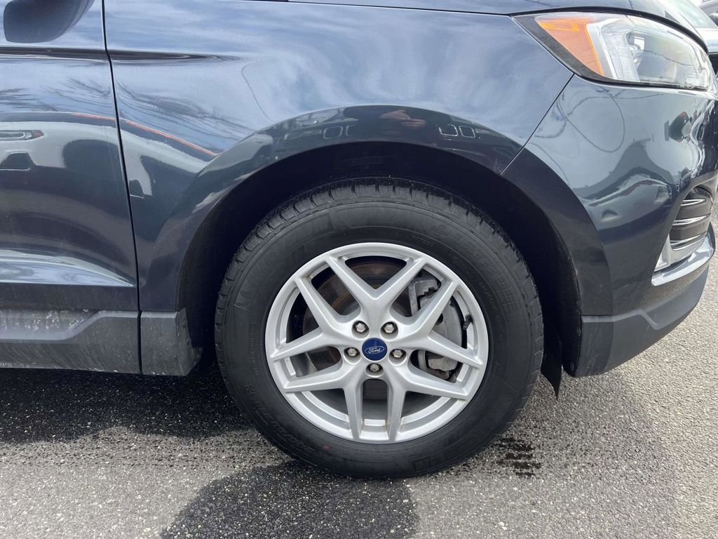 Used 2022 Ford Edge SEL w/ Convenience Package image 11