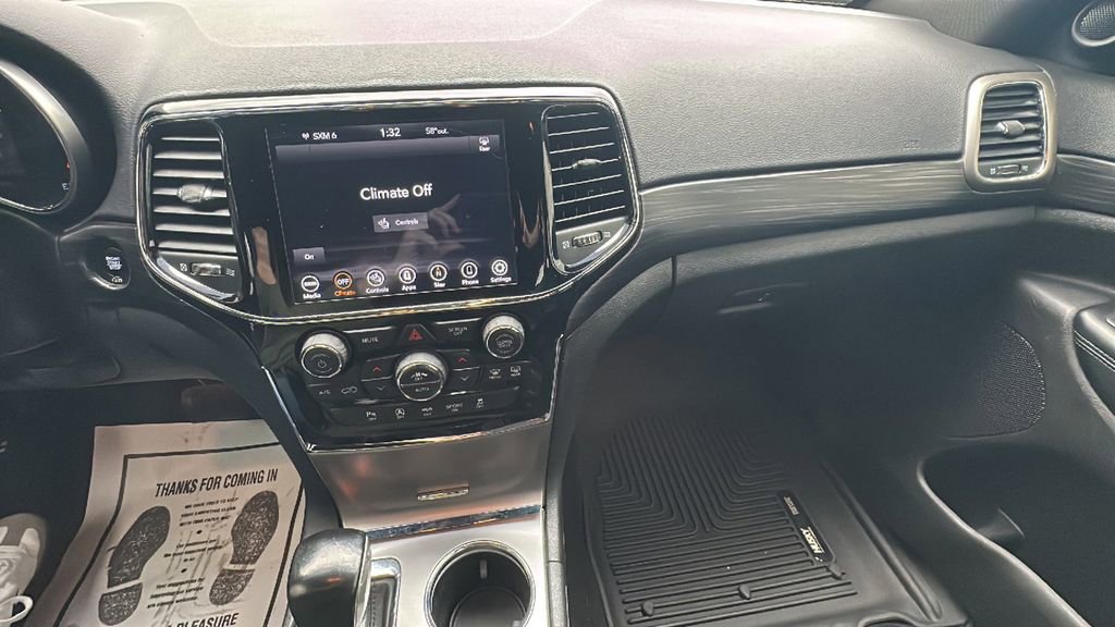 Used 2020 Jeep Grand Cherokee Altitude image 15