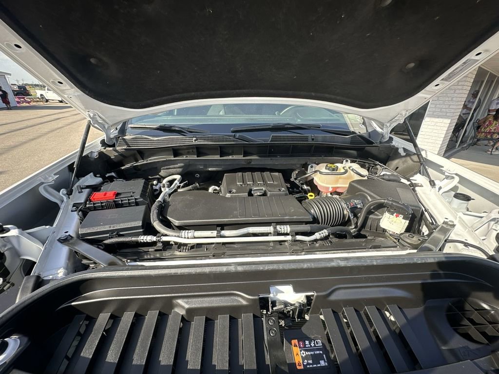 Used 2024 GMC Sierra 1500 SLE image 10