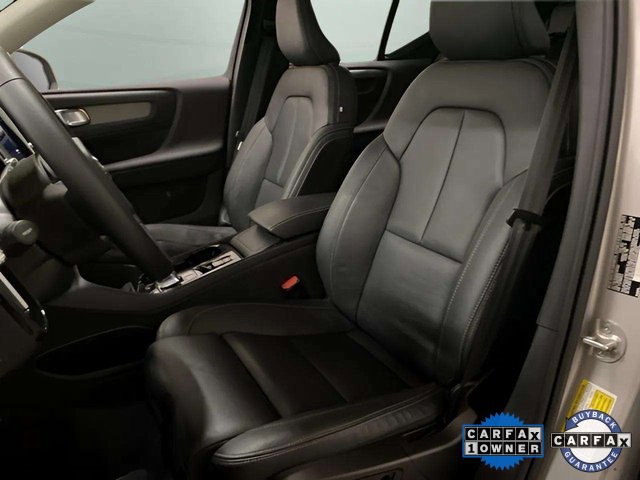 Used 2025 Volvo XC40 B5 Plus image 68