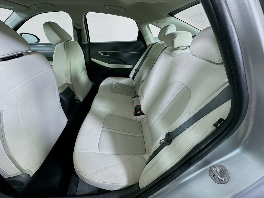 Used 2024 Hyundai Sonata SEL w/ Convenience Package image 13