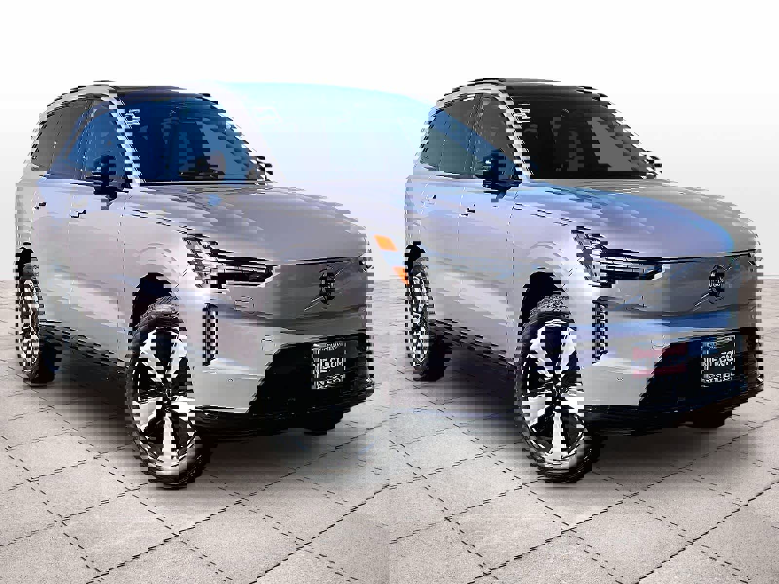 New 2026 Volvo EX90 Plus image 2