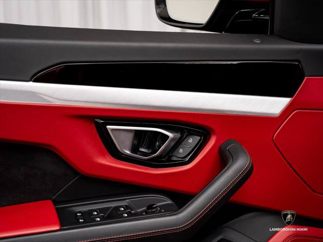 Used 2024 Lamborghini Urus S AWD/4WD image 20