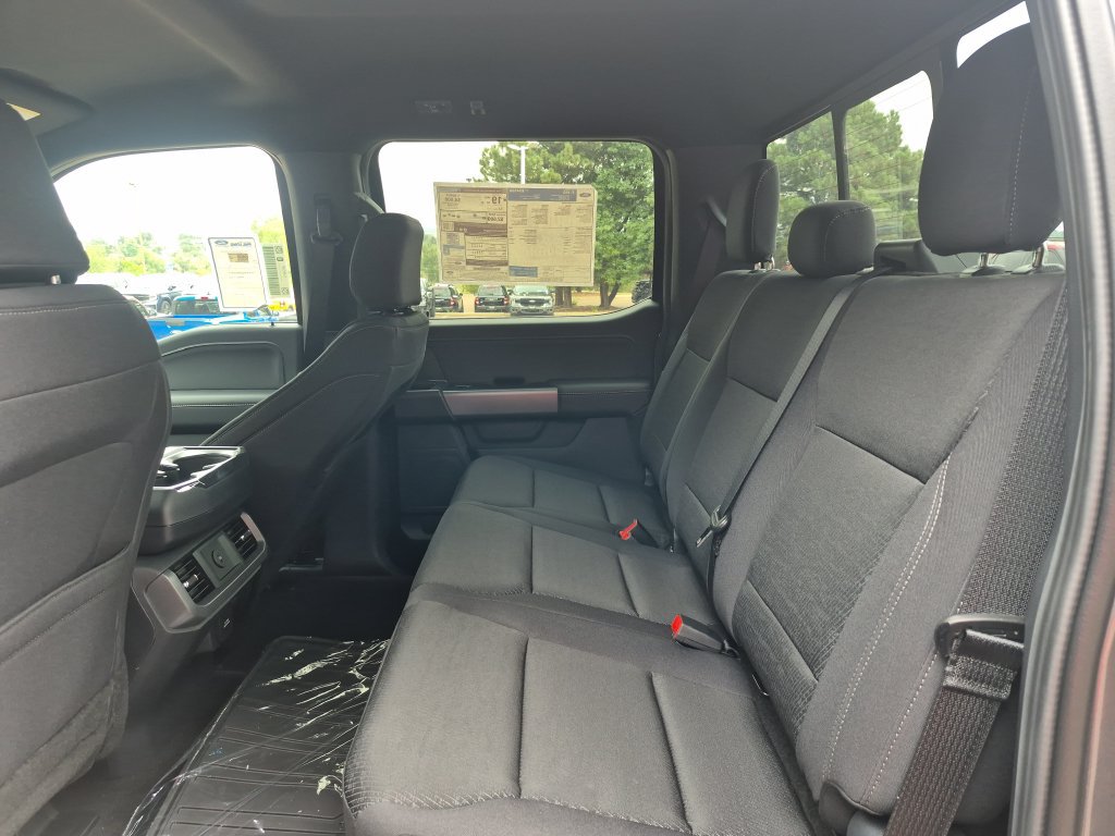 New 2026 Ford F150 XLT w/ Equipment Group 302A MID AWD/4WD image 19