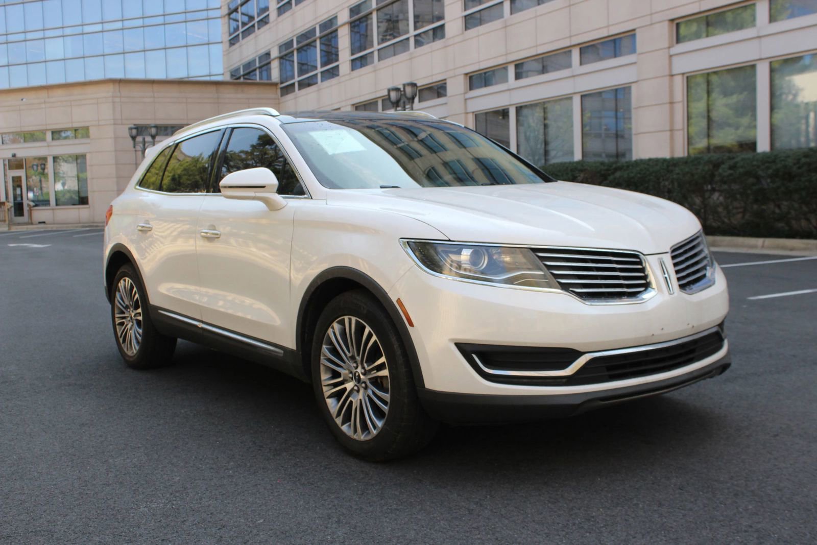 Used 2016 Lincoln MKX Reserve w/ Driver Assistance Package