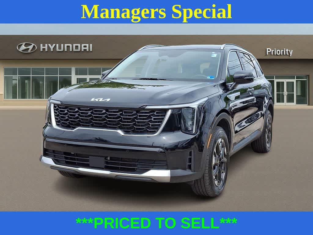 Used 2024 Kia Sorento S