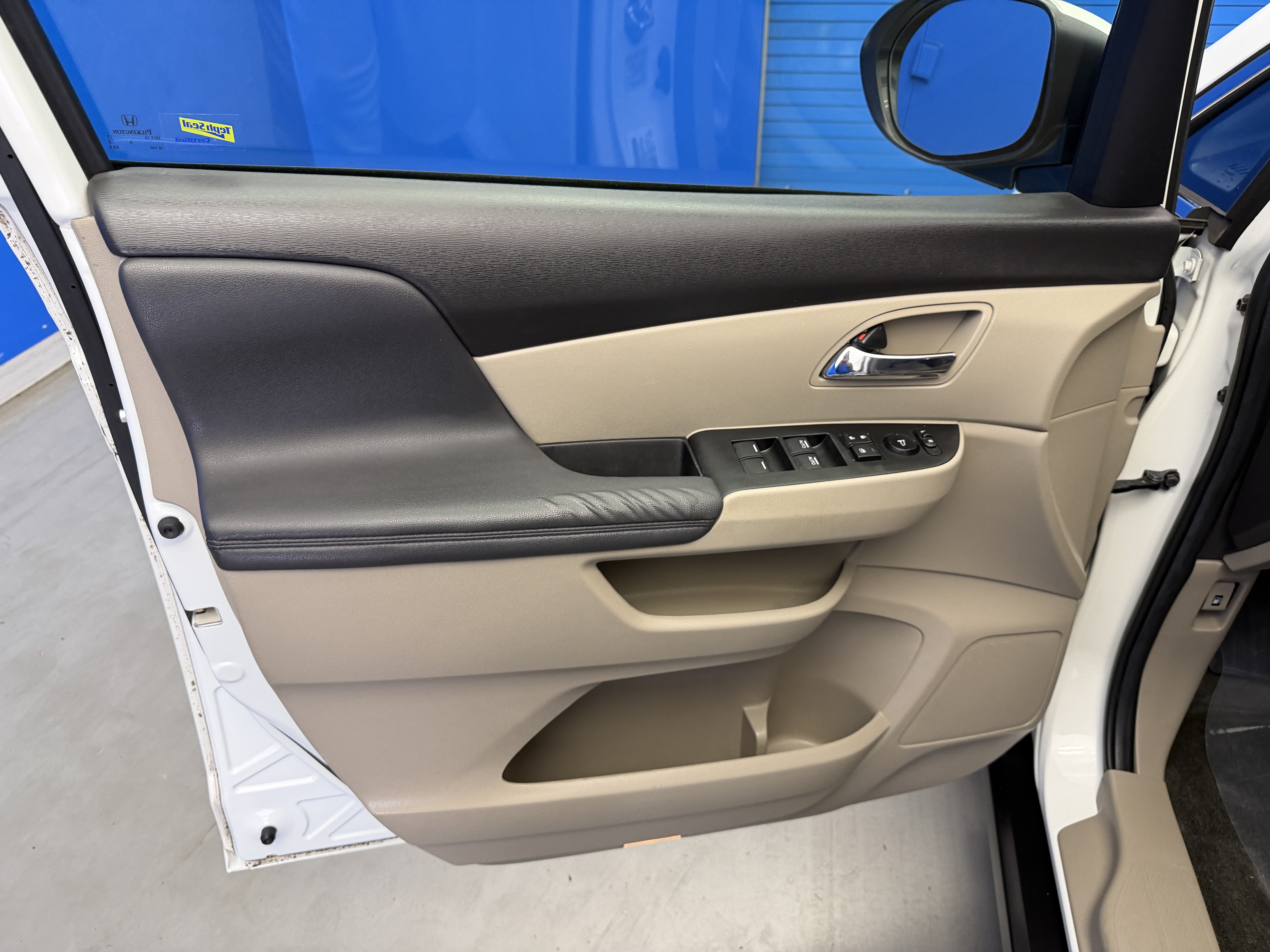 Used 2014 Honda Odyssey EX-L image 9