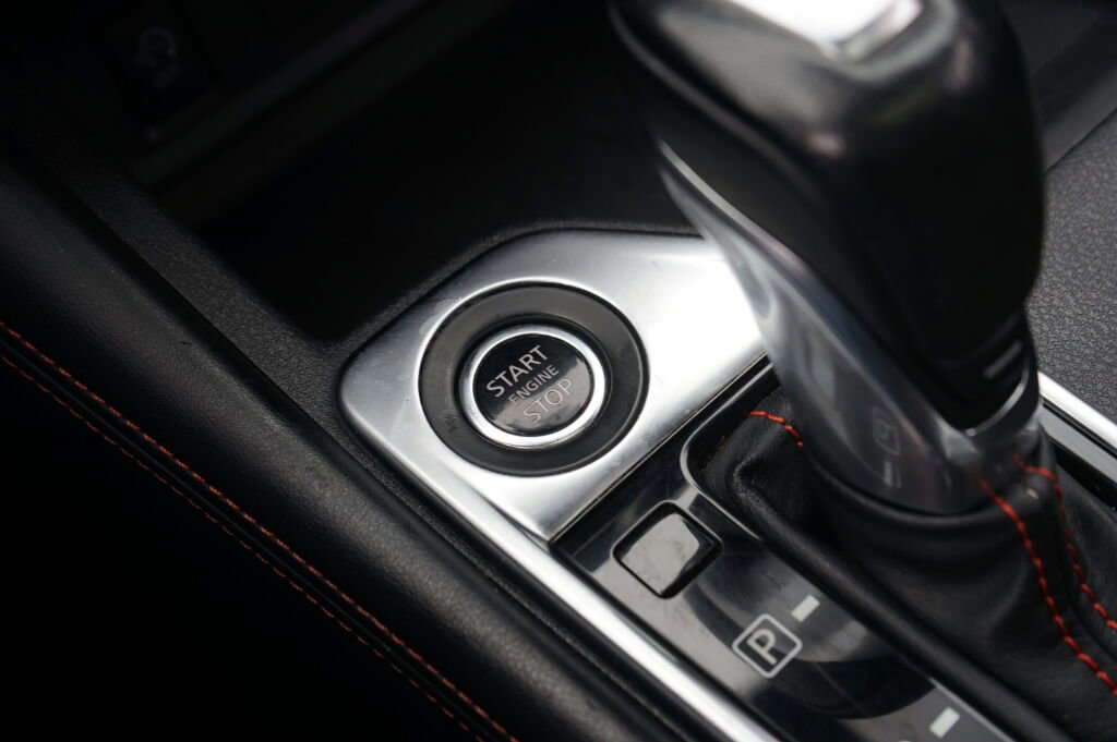 Used 2024 Nissan Sentra SR w/ SR Premium Package FWD image 22
