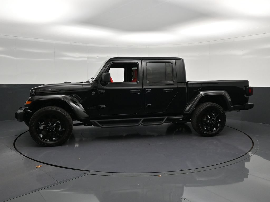 Used 2025 Jeep Gladiator Sport AWD/4WD image 7
