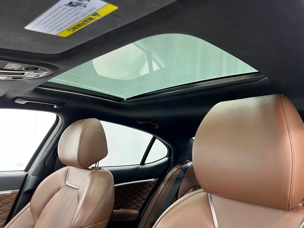 Used 2020 Genesis G70 3.3T w/ Prestige Package RWD image 12