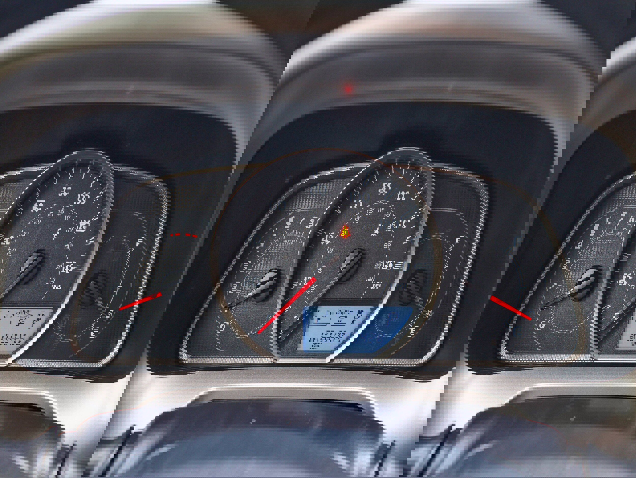 Used 2014 Toyota RAV4 LE image 18