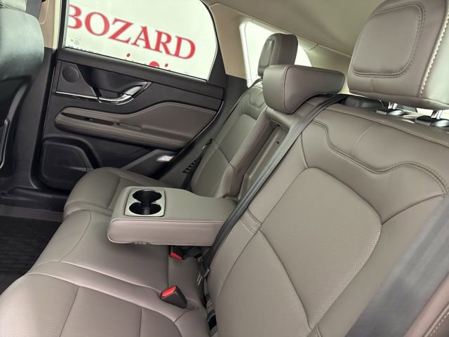 New 2026 Lincoln Corsair Premiere image 17