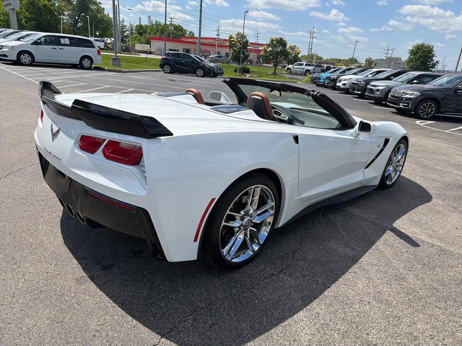 Used 2016 Chevrolet Corvette Stingray Convertible w/ 2LT Preferred Equipment Group RWD image 27