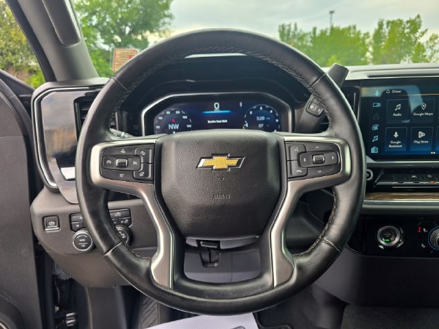 Used 2024 Chevrolet Silverado 1500 LT AWD/4WD image 22