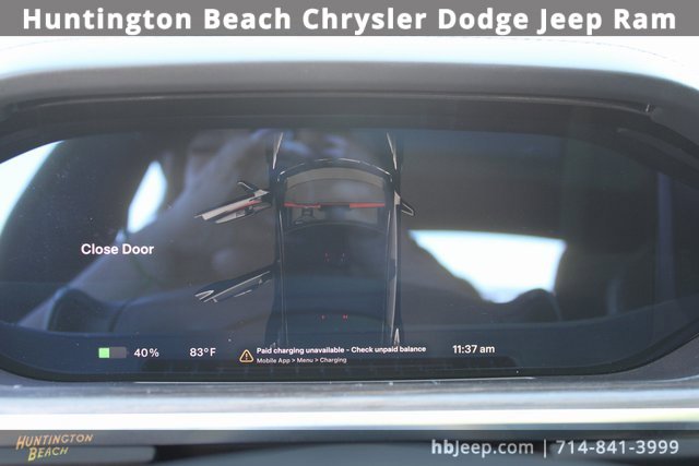 Used 2021 Tesla Model S Plaid image 18