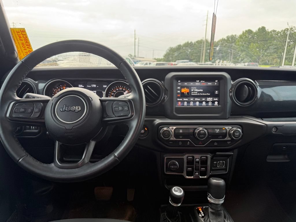 Used 2022 Jeep Gladiator Sport AWD/4WD image 6