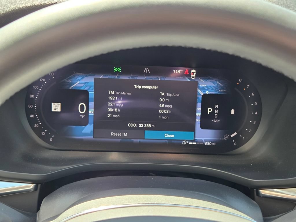 Used 2023 Volvo XC60 B5 Plus AWD/4WD image 25