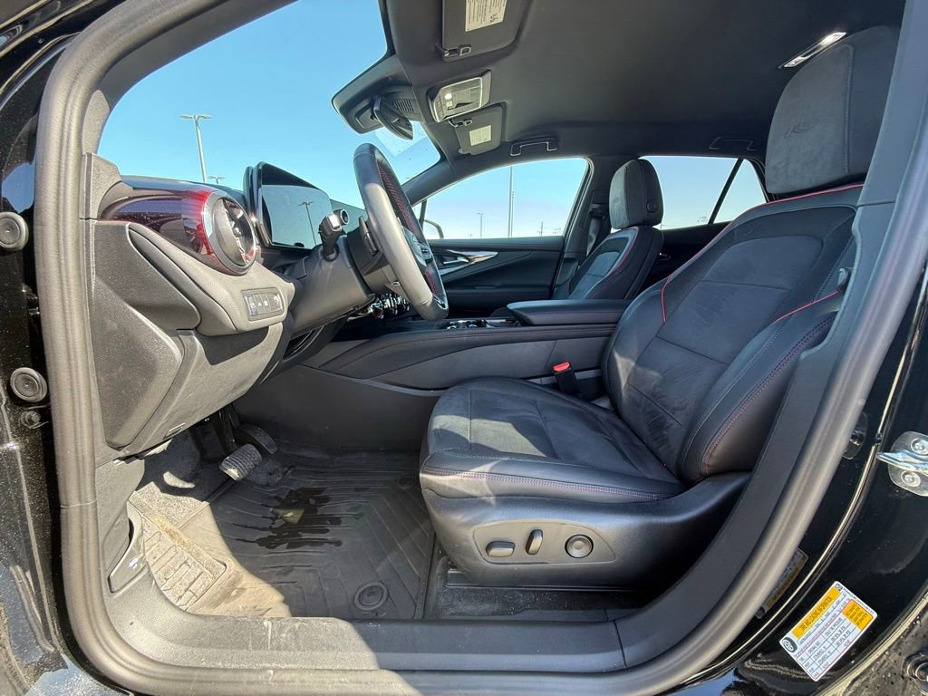 Used 2025 Chevrolet Blazer EV RS AWD/4WD image 29