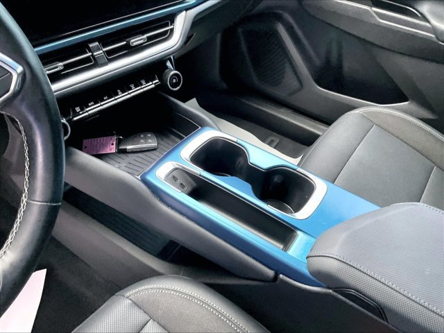 Certified 2024 Chevrolet Equinox EV LT FWD image 15