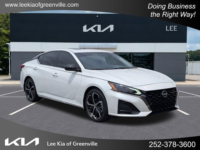 Used 2024 Nissan Altima 2.5 SR w/ SR Premium Package FWD video 1