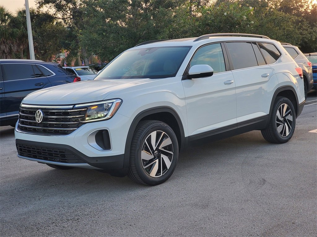 New 2026 Volkswagen Atlas SE image 3