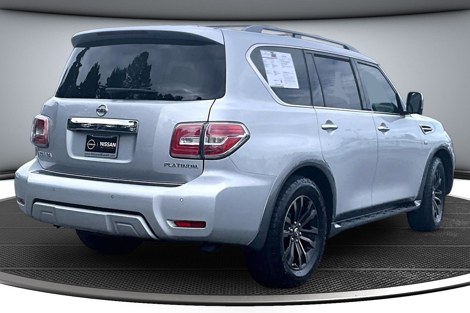 Used 2017 Nissan Armada Platinum w/ Captain Seat Package AWD/4WD image 6