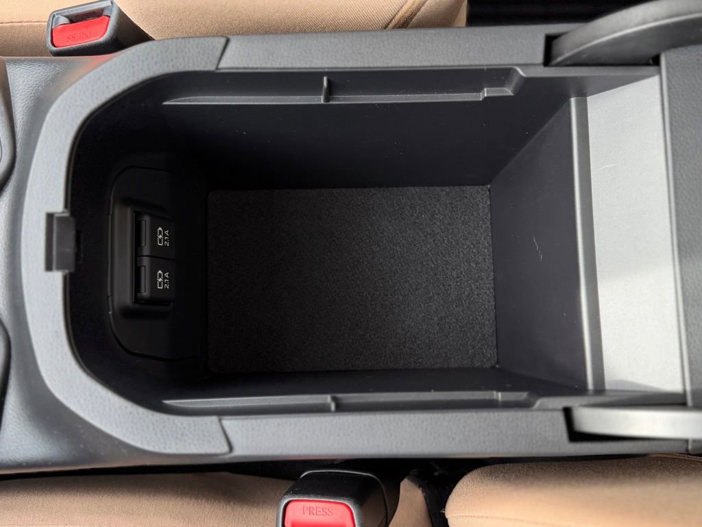 Used 2021 Toyota RAV4 XLE image 22