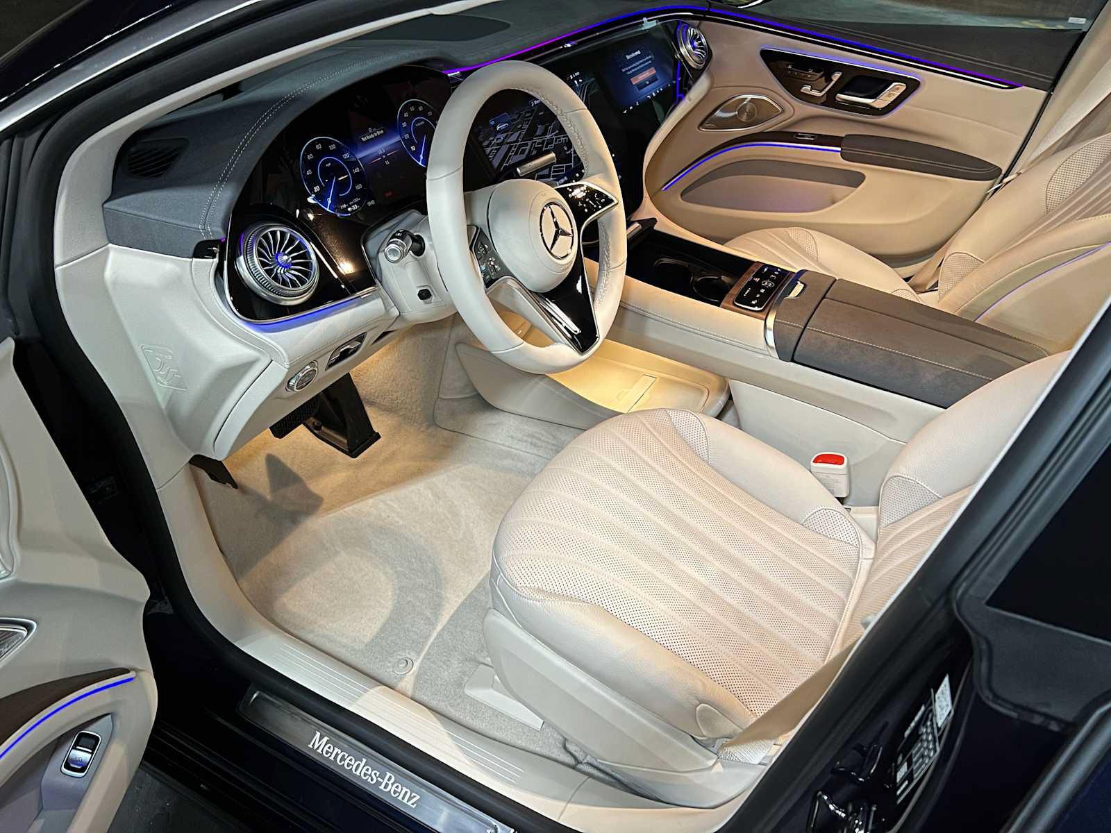 New 2026 Mercedes-Benz EQS 450+ 4MATIC Sedan image 25