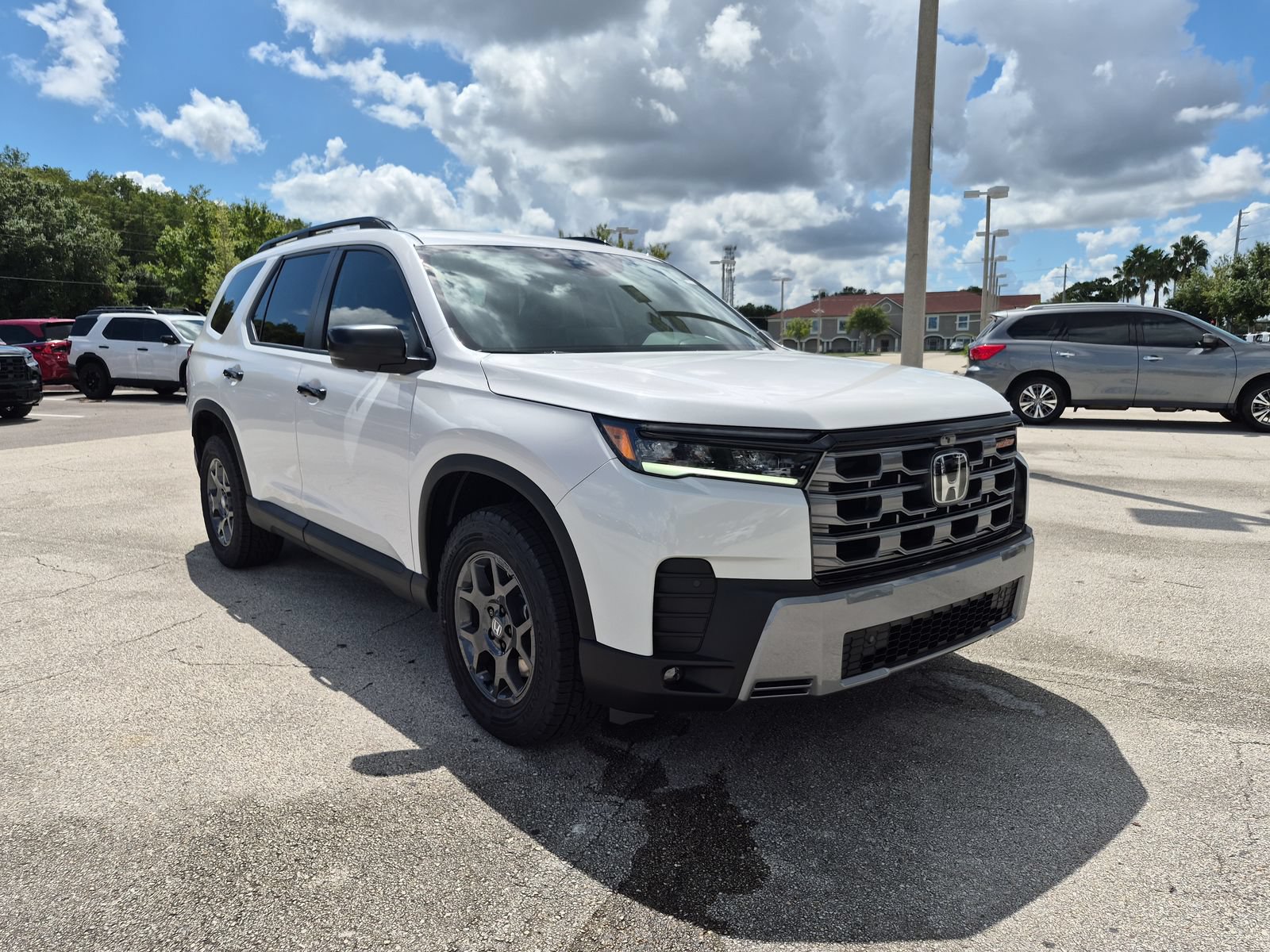 New 2026 Honda Pilot TrailSport image 8