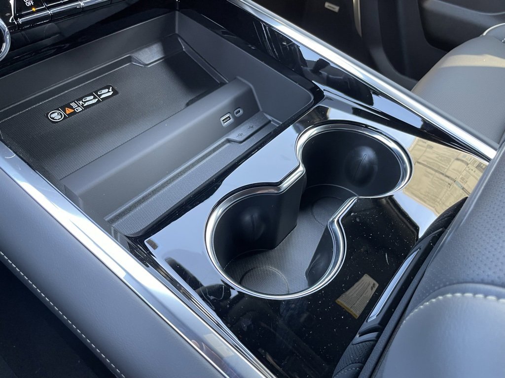 New 2026 Chevrolet Suburban Premier w/ Sun And Tow Package image 22