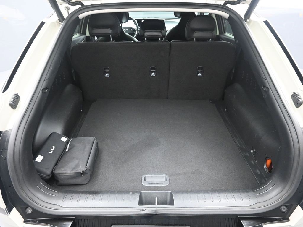 Certified 2022 Kia EV6 Wind w/ Wind Technology Package image 33