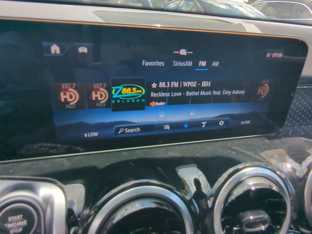 New 2025 Mercedes-Benz GLB 250 GLB 250 image 6