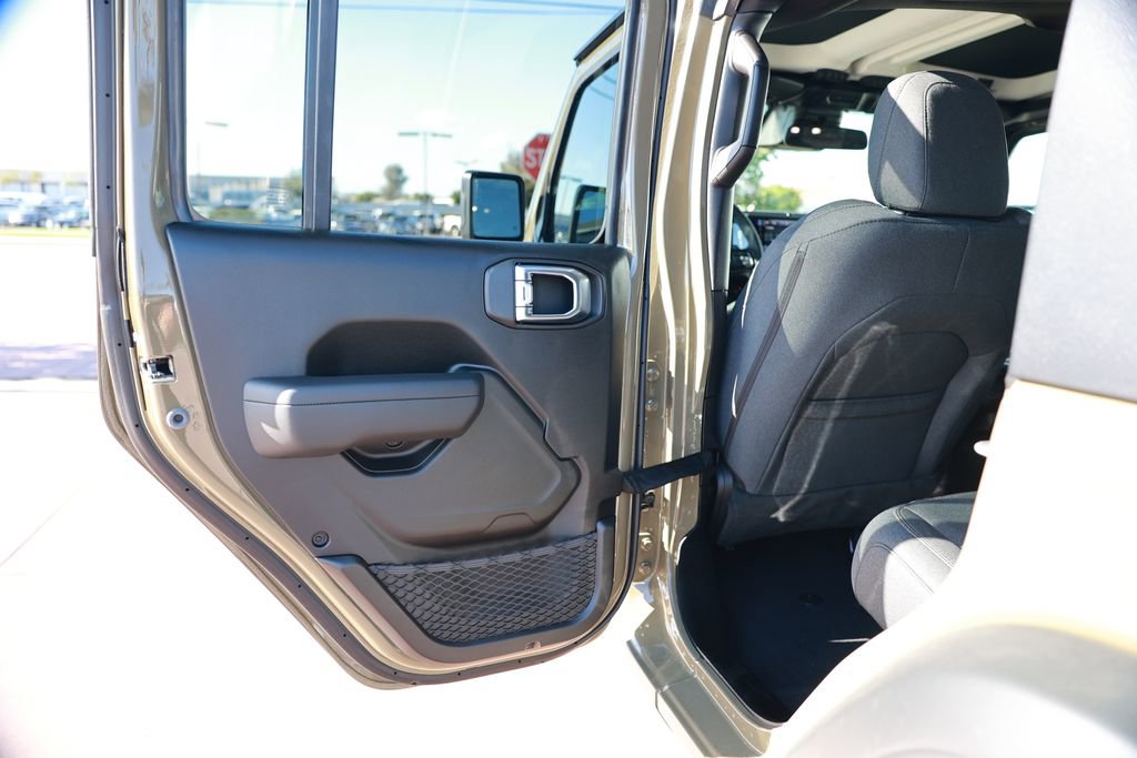 New 2026 Jeep Wrangler Sport S image 32