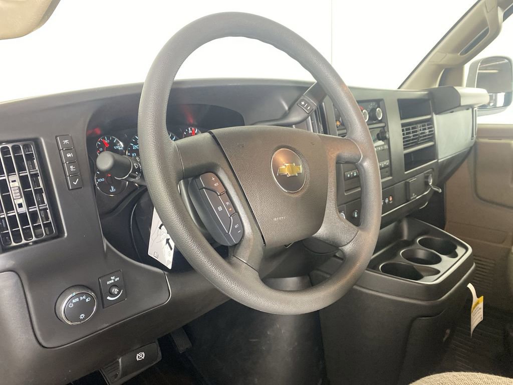 New 2025 Chevrolet Express 2500 Extended image 10