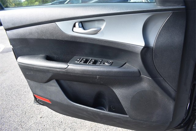Used 2020 Kia Forte LXS image 26