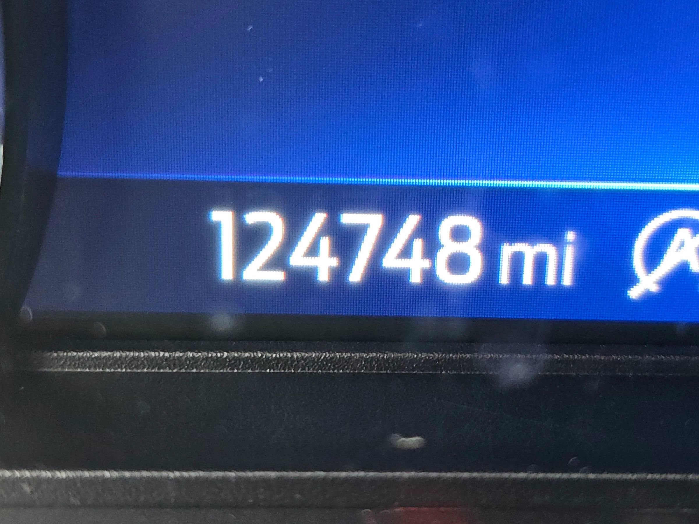 Used 2022 Ford Explorer XLT image 24