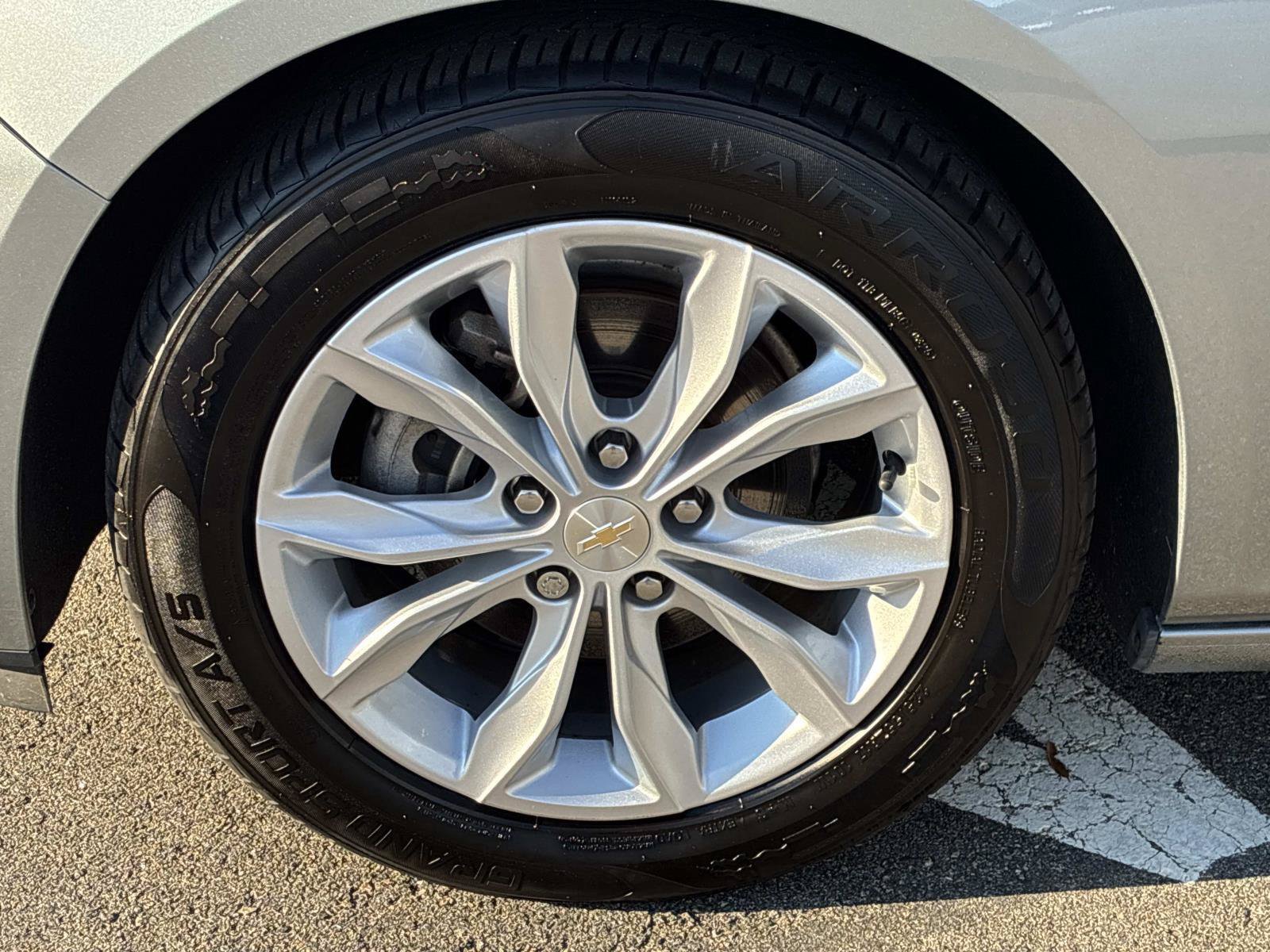 Used 2023 Chevrolet Malibu LT FWD image 20