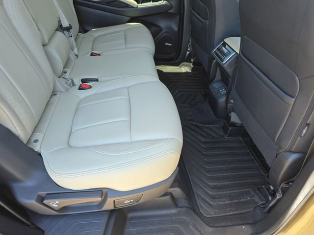 Used 2024 Subaru Ascent Limited w/ Technology Package AWD/4WD image 12