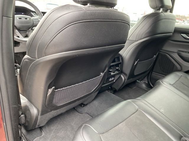 Used 2024 Jeep Grand Cherokee Altitude image 30