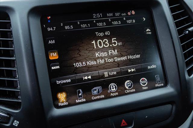 Used 2017 Jeep Cherokee Trailhawk w/ Cold Weather Group image 18