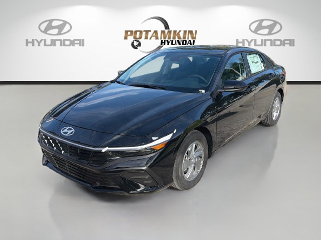 New 2026 Hyundai Elantra SE FWD image 1