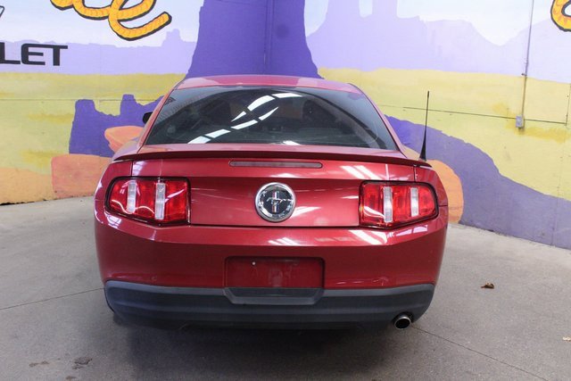 Used 2010 Ford Mustang Coupe image 7
